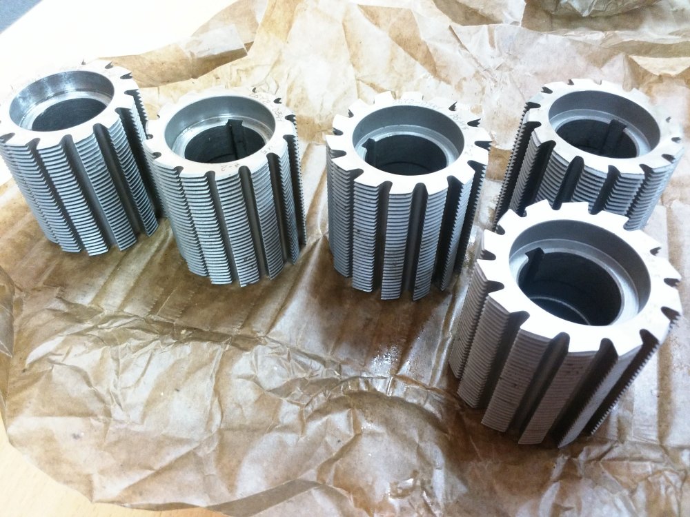 Фрезы резьбовые гребенчатые ГОСТ 1336-77 Фрезы резьбовые гребенчатые ГОСТ 1336-77