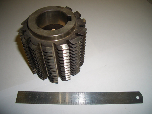 Фреза червячная специальная по чертежу Р18 +